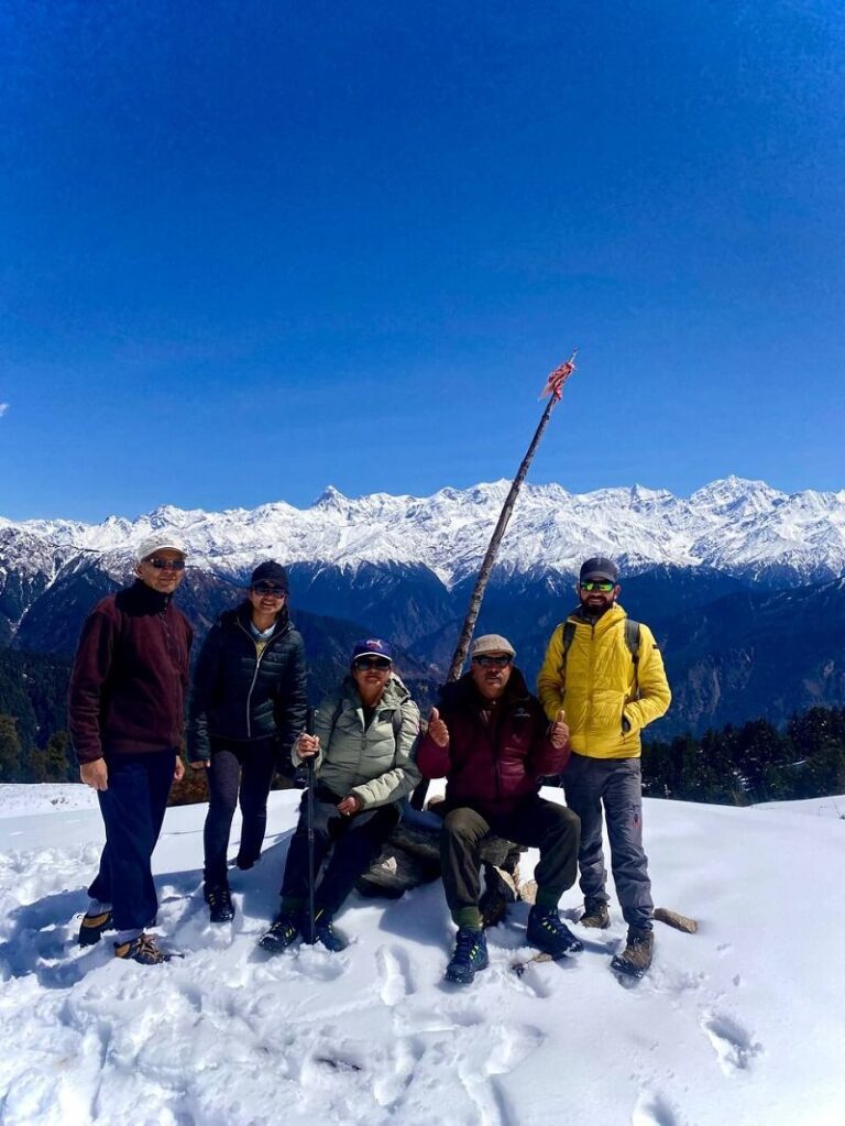 Dayara Bugyal Trek – Explore the Scenic Meadows of Uttarakhand