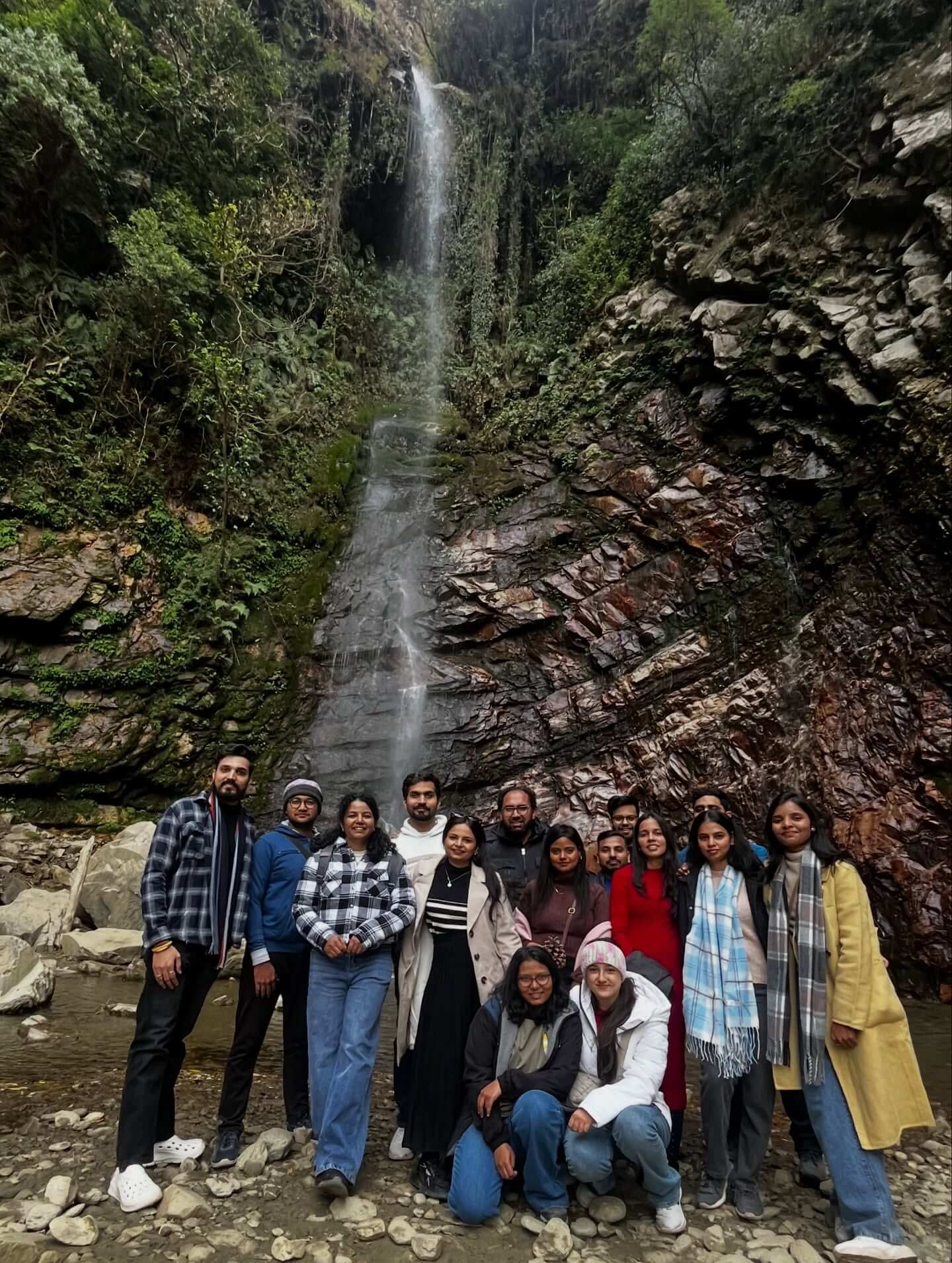 A scenic view of Jibhi, Tirthan Valley, and Shoja in Himachal Pradesh, featuring wooden cottages, lush pine forests, flowing rivers, and stunning Himalayan mountain landscapes.